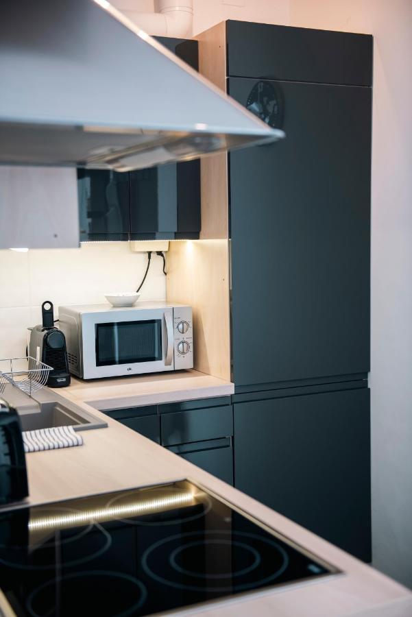 Ferienwohnung Anavrin Apartman Free Parking Pécs Exterior foto
