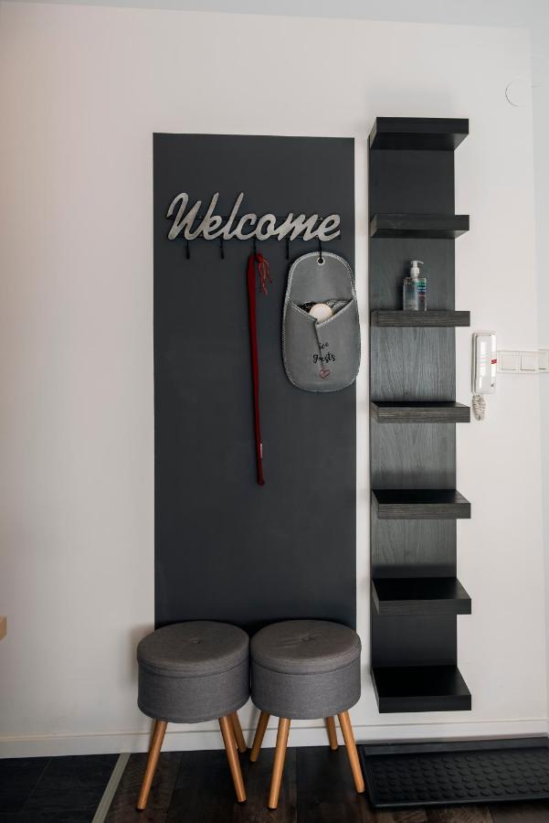 Ferienwohnung Anavrin Apartman Free Parking Pécs Exterior foto